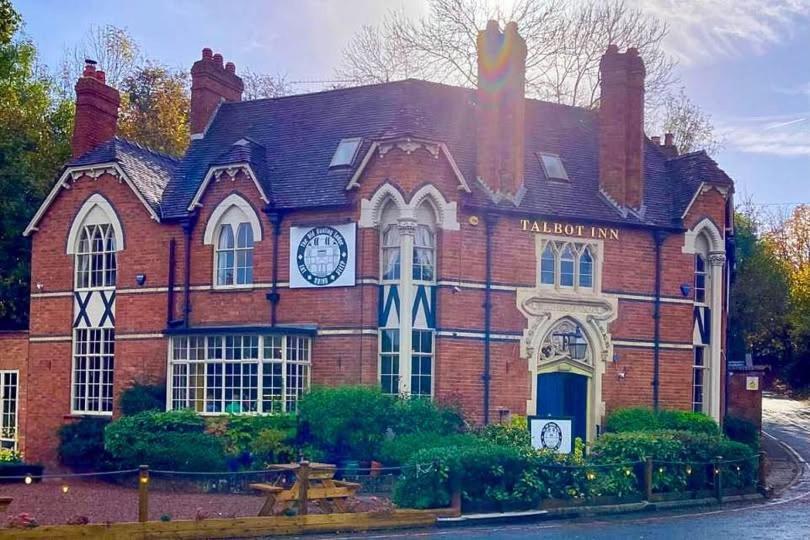 The Old Hunting Lodge At The Talbot Inn Tenbury Εξωτερικό φωτογραφία