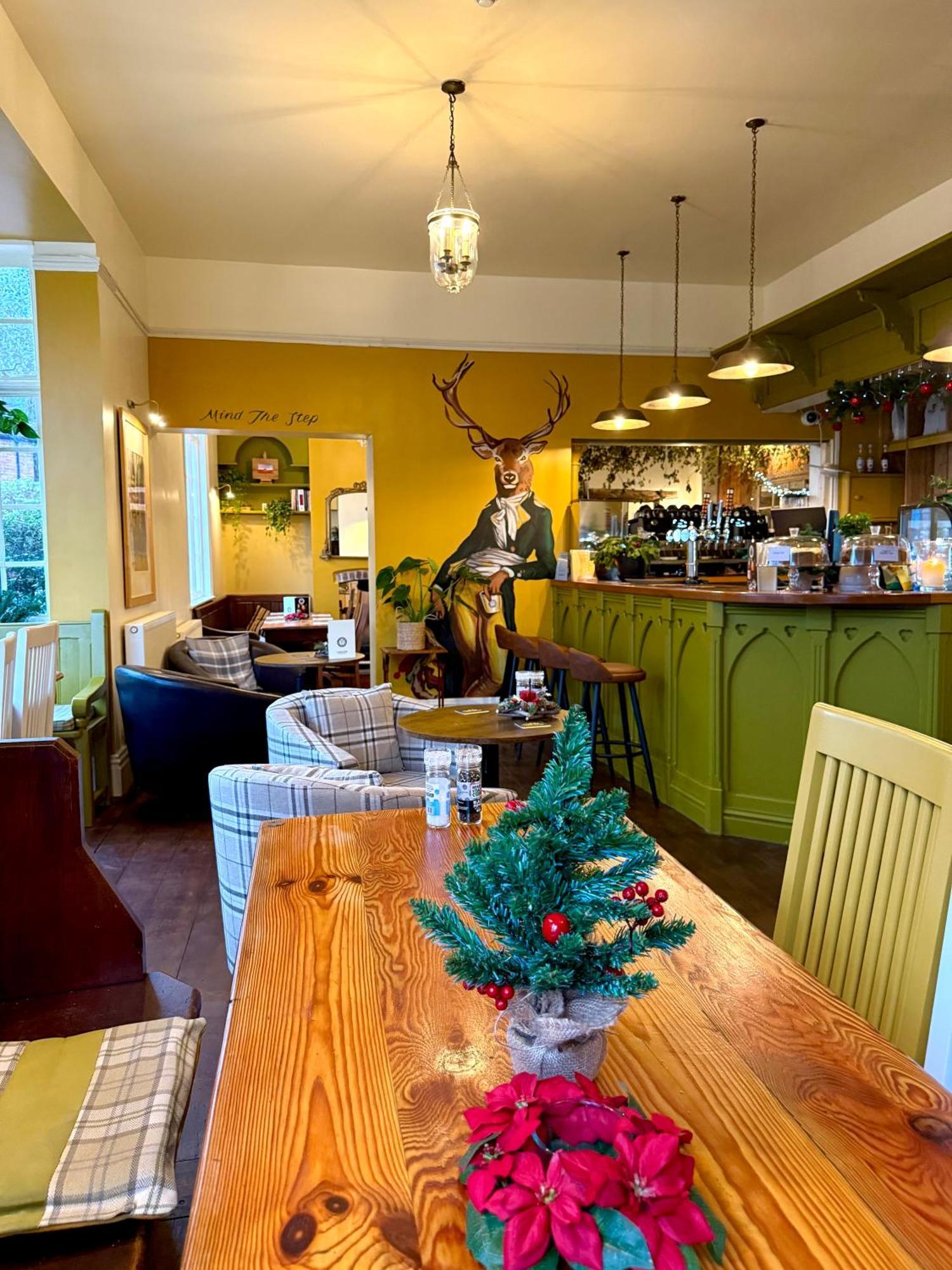 The Old Hunting Lodge At The Talbot Inn Tenbury Εξωτερικό φωτογραφία